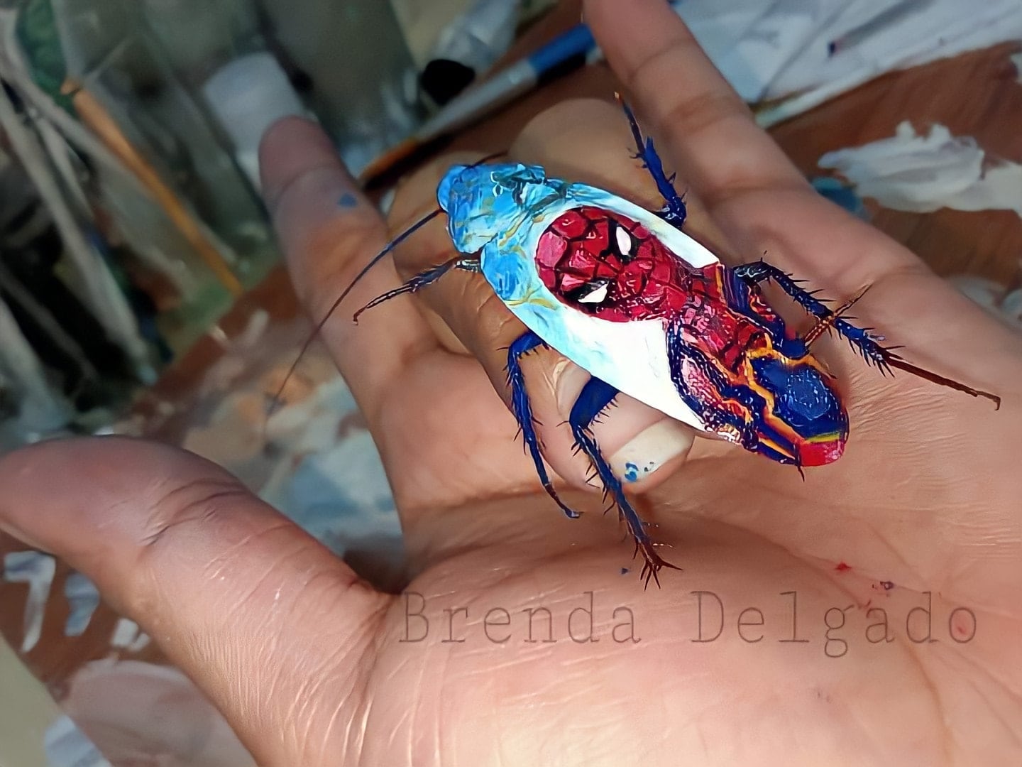 Arte en Cucarachas