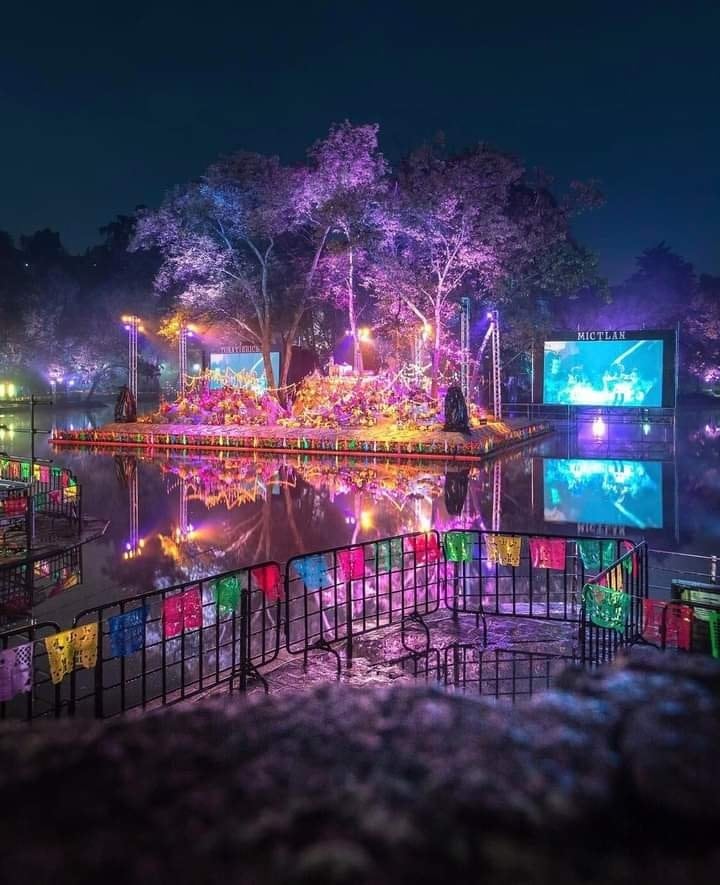 Paseo Nocturno de Día de Muertos 2021