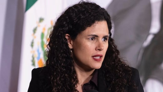 Luisa Alcalde culpa al “ecosistema digital” por polémica de lista negra