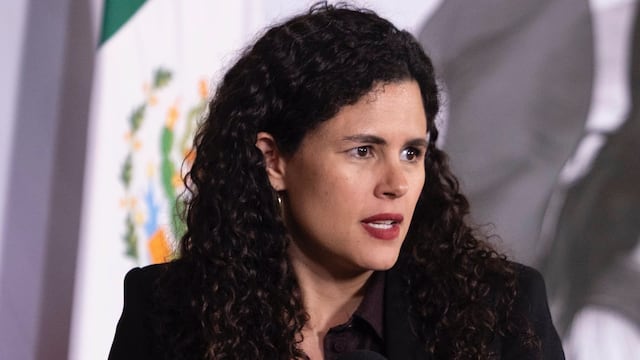 Luisa Alcalde culpa al “ecosistema digital” por polémica de lista negra