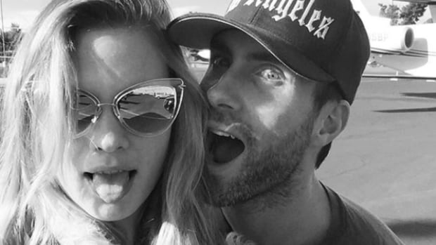 Adam Levine y Behati Prinsloo