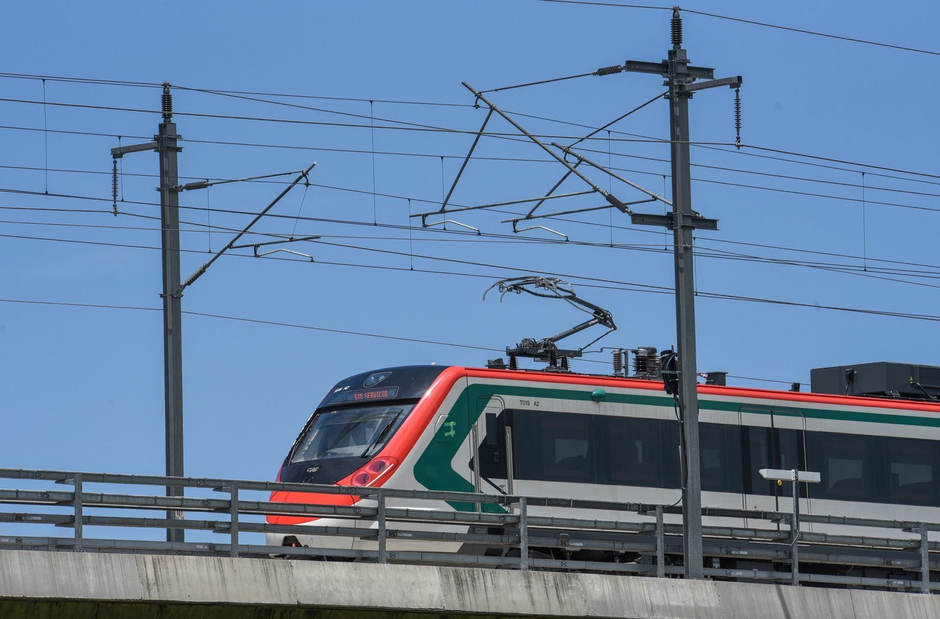 Inauguración Tren Interurbano México-Toluca, El Insurgente