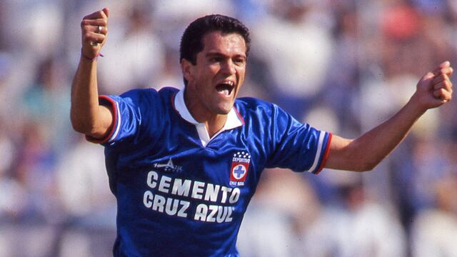 Hermosillo celebrando un gol con La Máquina