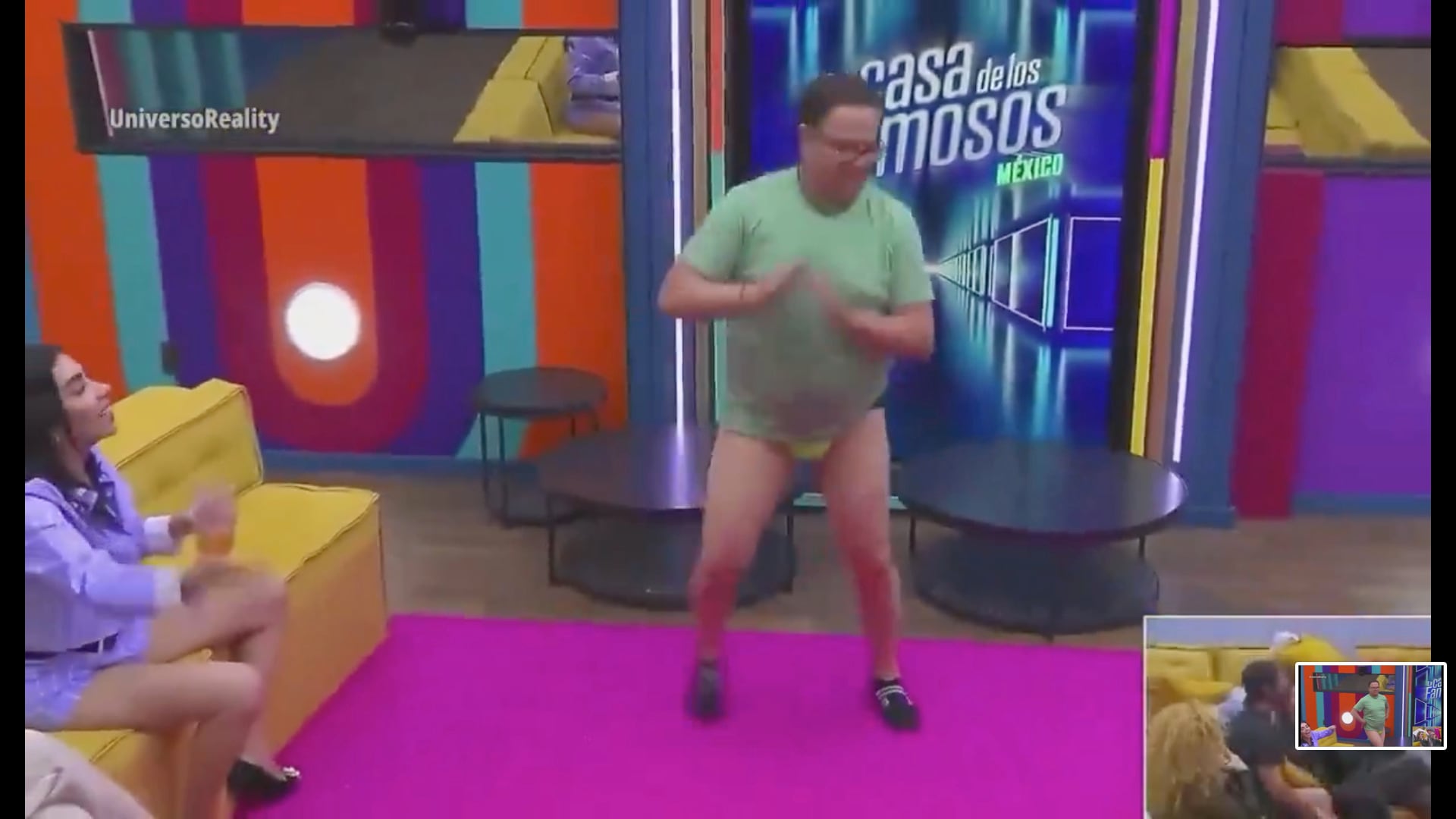 Mario Bezares cumple reto en La Casa de los Famosos México 2024.