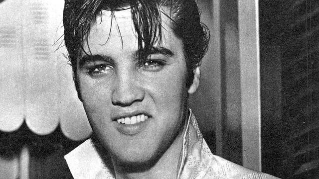 Subastan mechón de cabello de Elvis Presley