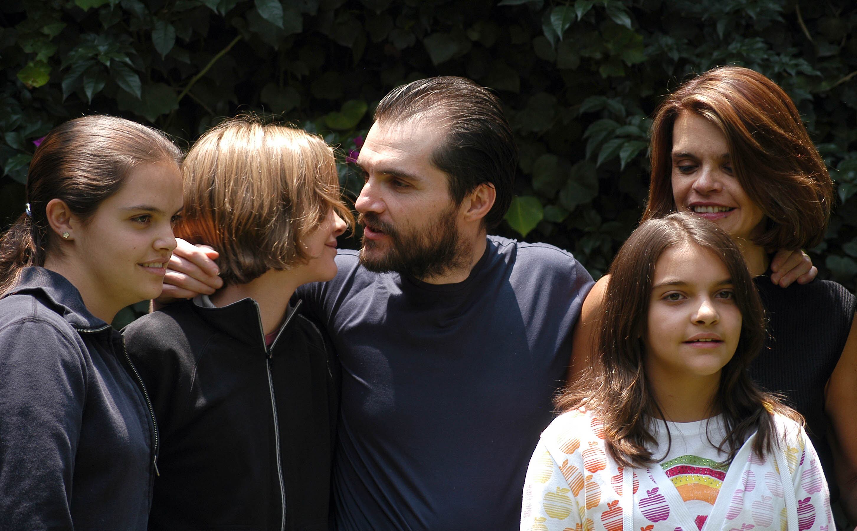 Carlos Ahumada y su familia en 2007