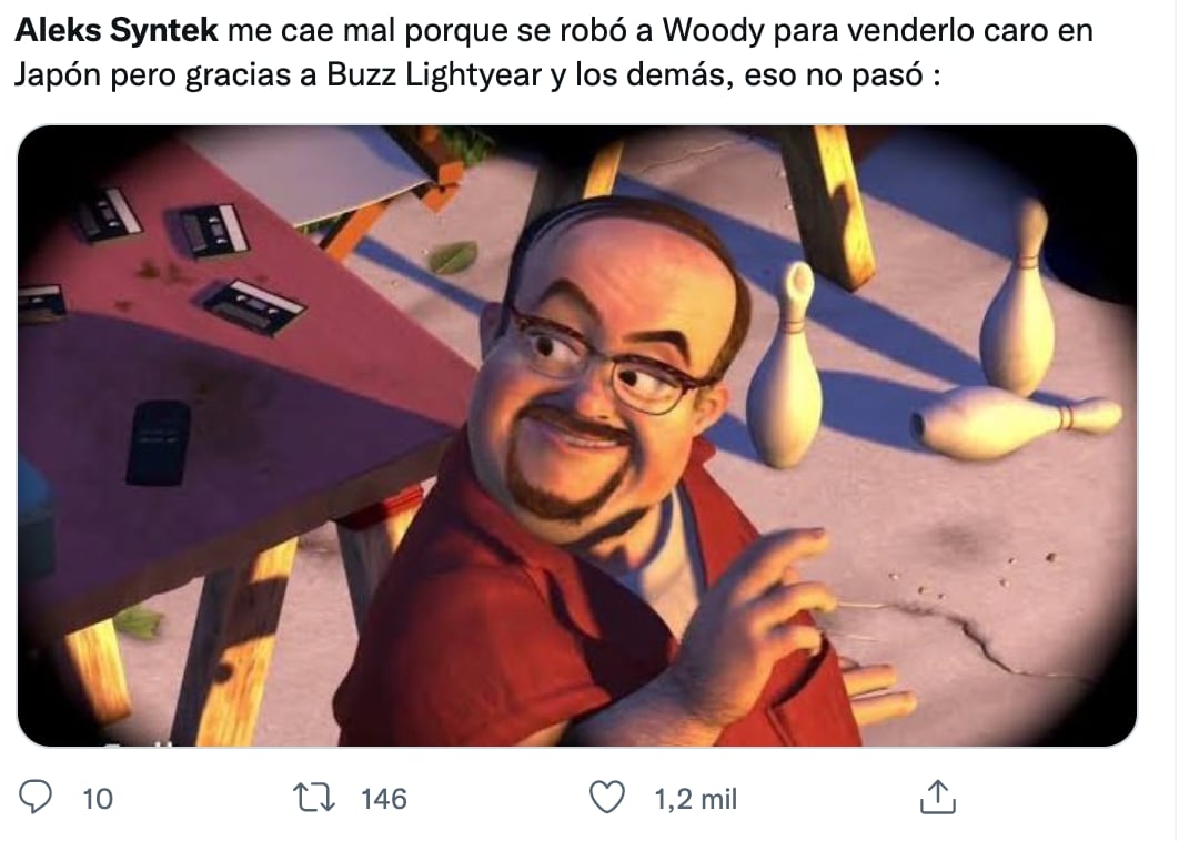 Memes de Aleks Syntek y la canción de 'La Costeña'