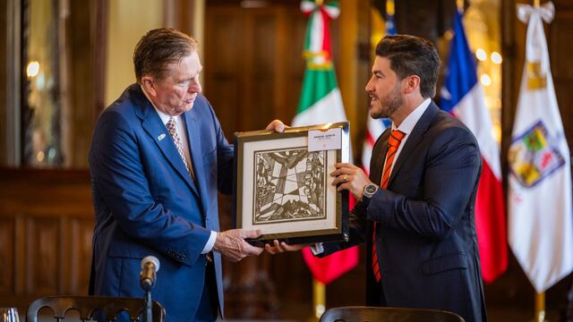 Samuel García fortalece lazos con Texas