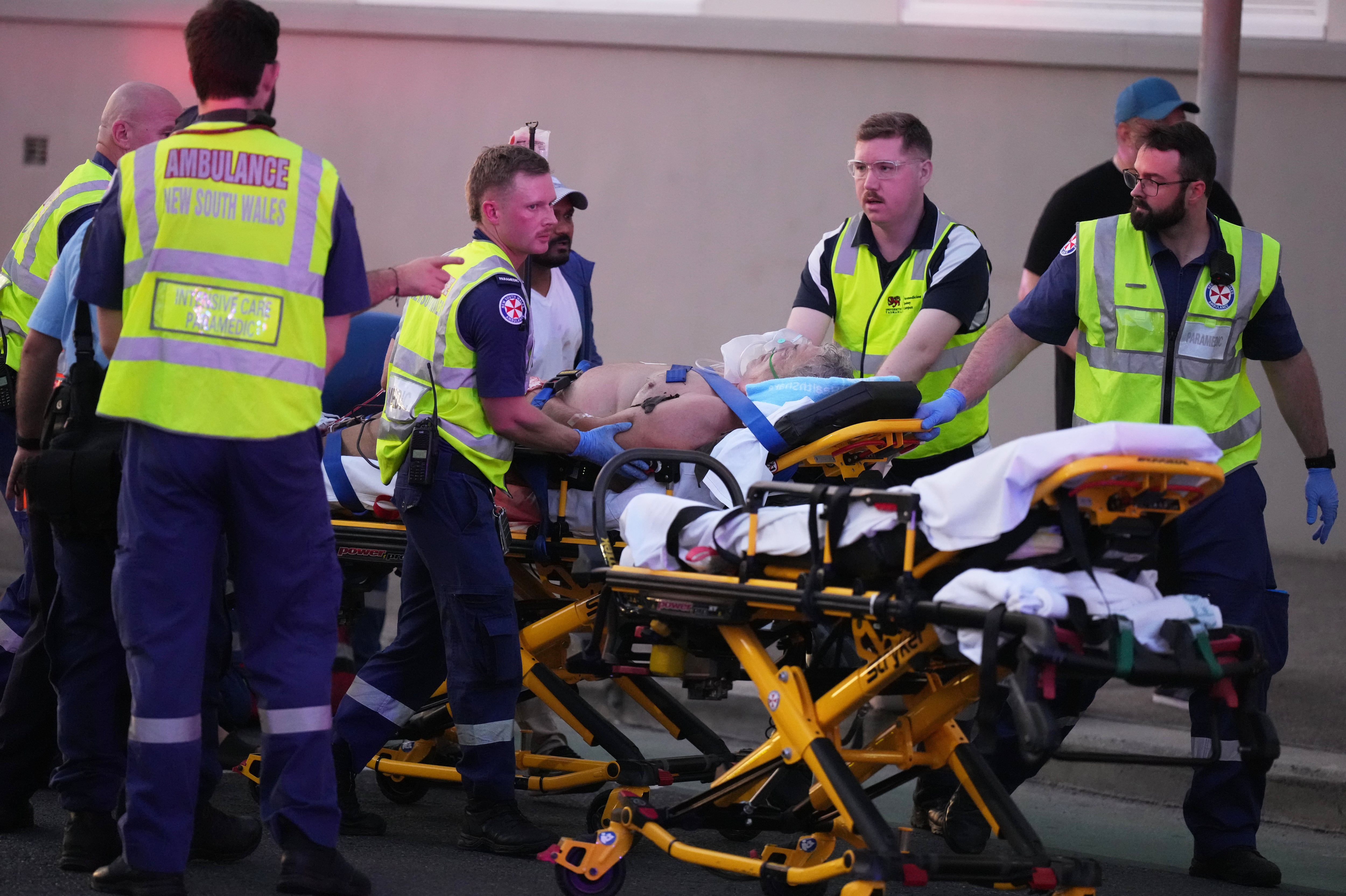 Tiroteo en Bondi Beach en Sydney, Australia deja 12 muertos