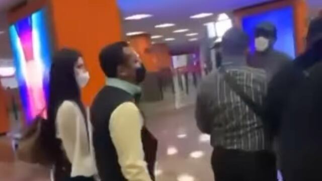 Llegada de Kimberly Flores y Edwin Luna a México