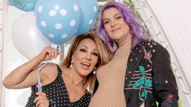 Ella es Olivia del Carmen Garcia-Patto de la Orta, la hija de Olivia Collins