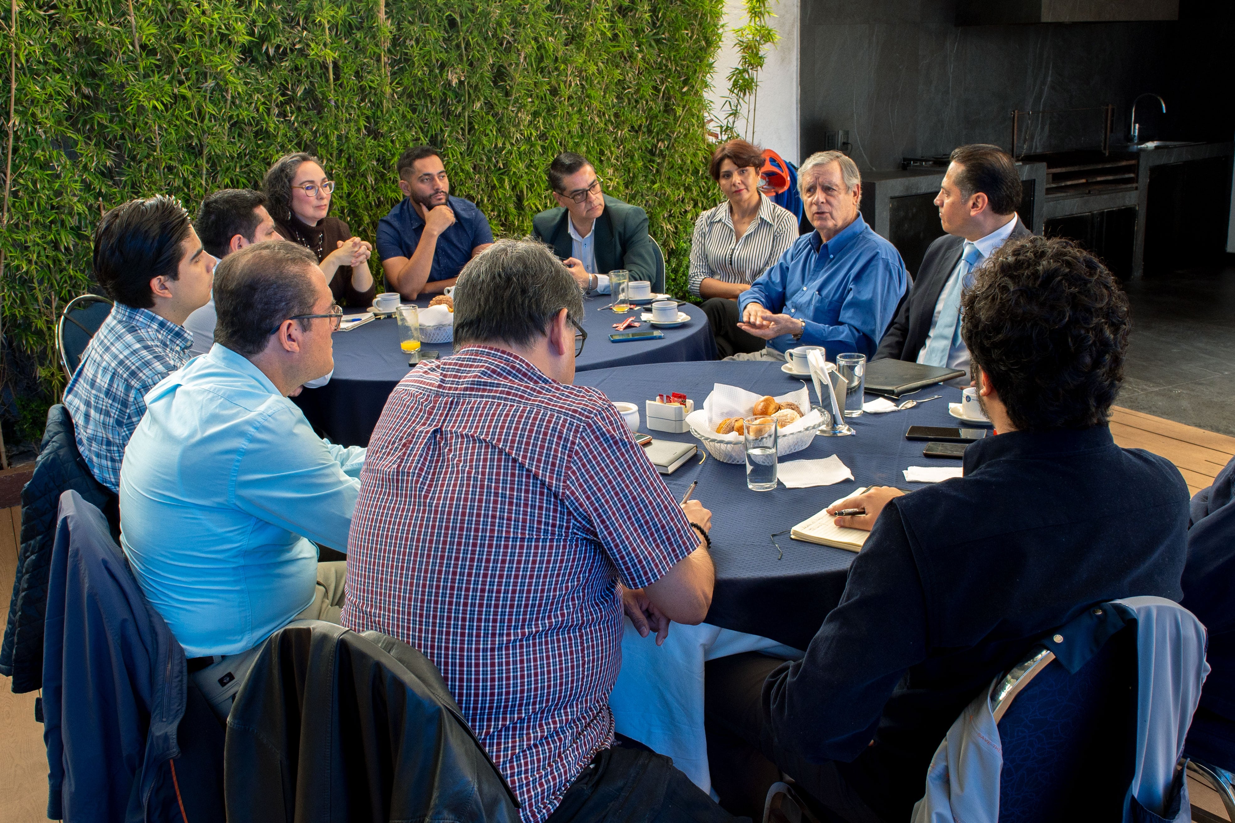 Desayuno de presentación del nuevo Secretario General de ASPA.