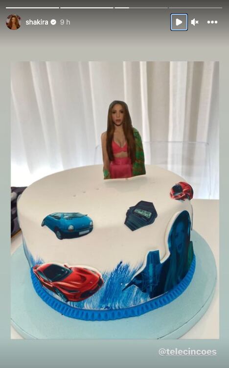 Shakira comparte fotografías del pastel que le regalaron, pero sin Piqué