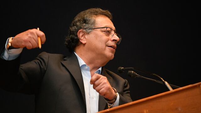 Gustavo Petro denuncia golpe de Estado en Colombia