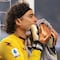 Memo Ochoa se pasea por Italia en camioneta valuada en más de un millón de pesos