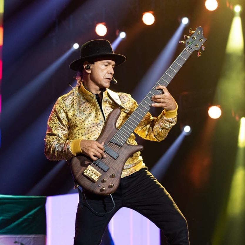 Eusebio Cortez "el Chivo" y bajista de Los Bukis.