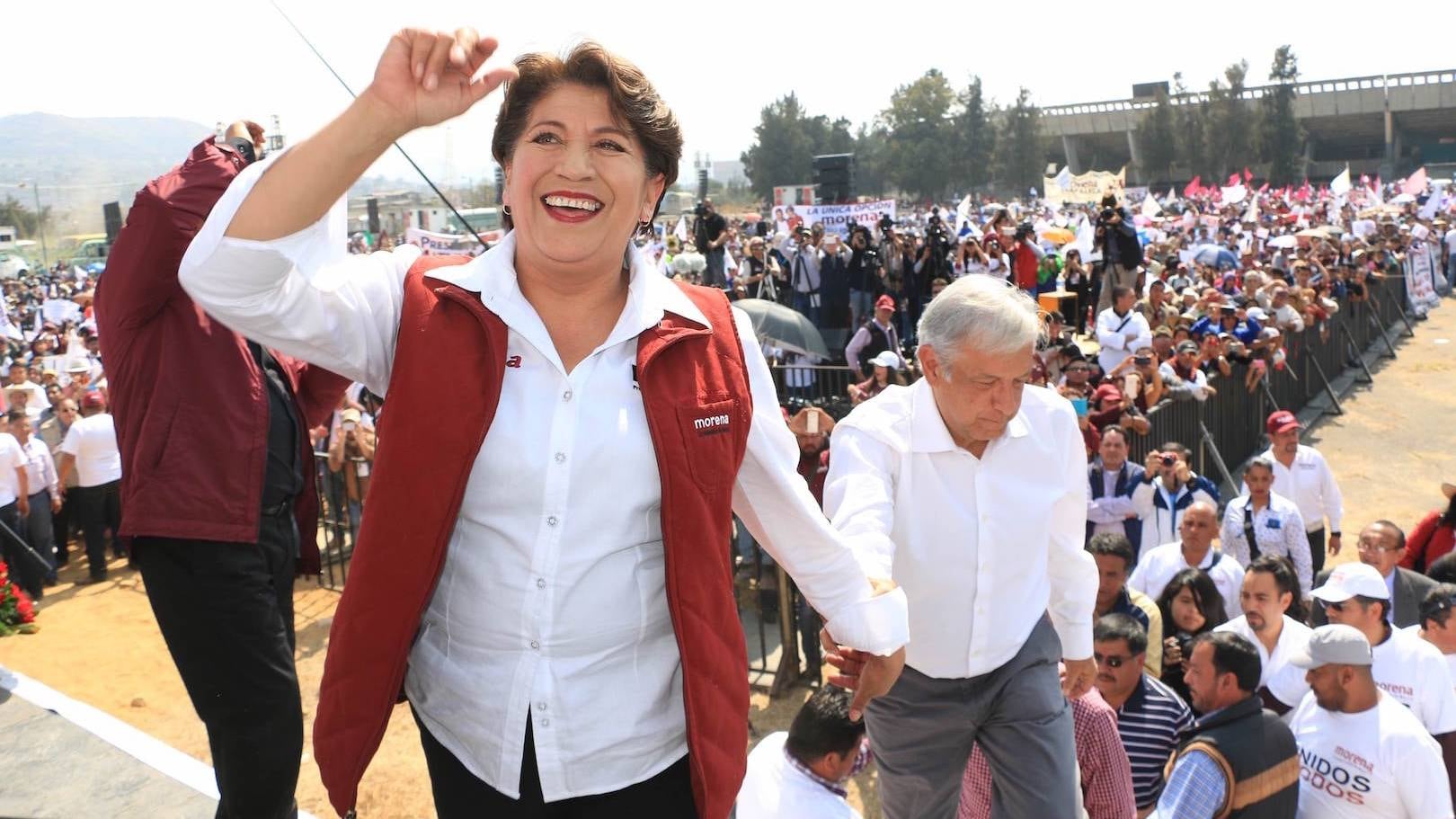 Delfina Gómez, durante un evento en Nezahualcóyotl con Andrés Manuel López Obrador. Propuestas.