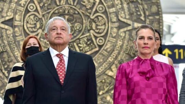 AMLO y Beatriz Gutiérrez