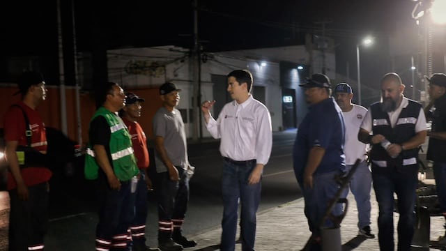 Avenida Rangel Frías recibe mantenimiento para mejorar movilidad.