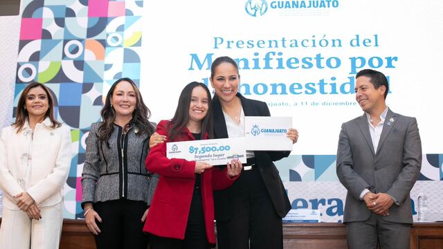 Libia Dennise García presenta el Manifiesto por la Honestidad en Guanajuato