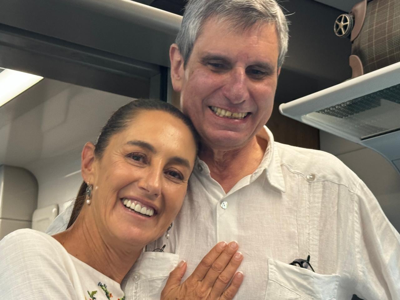 Claudia Sheinbaum y Jesús María Tarriba son la "cara del amor"