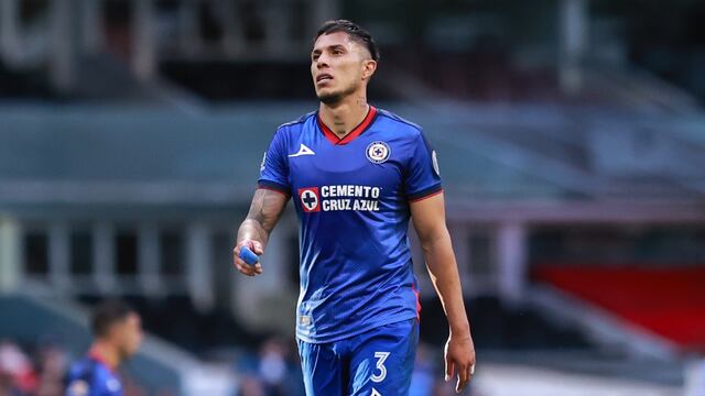Carlos Salcedo con Cruz Azul.