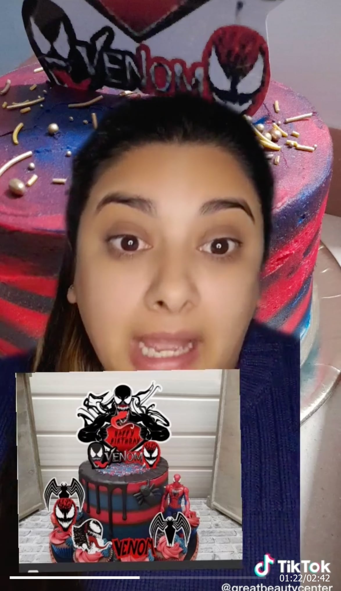 VIDEO: ¿La estafaron? Pide un pastel y le entregan una porquería que muestra en TikTok