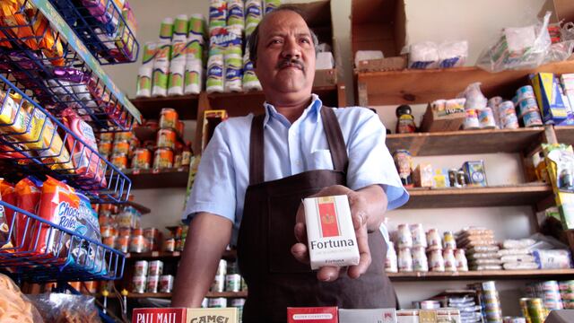 Sube de 6 a 7 pesos el precio de cajetilla de cigarros por alza en IEPS.