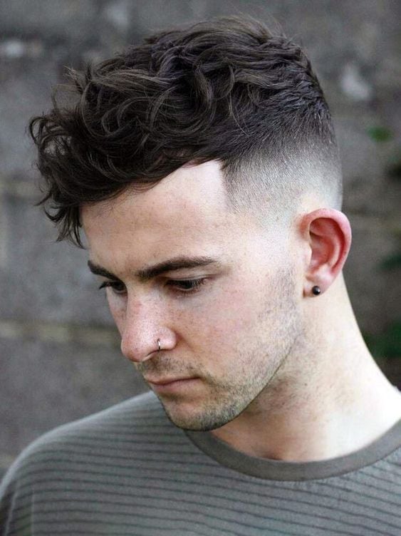 Primavera 2023: Corte fade para hombres