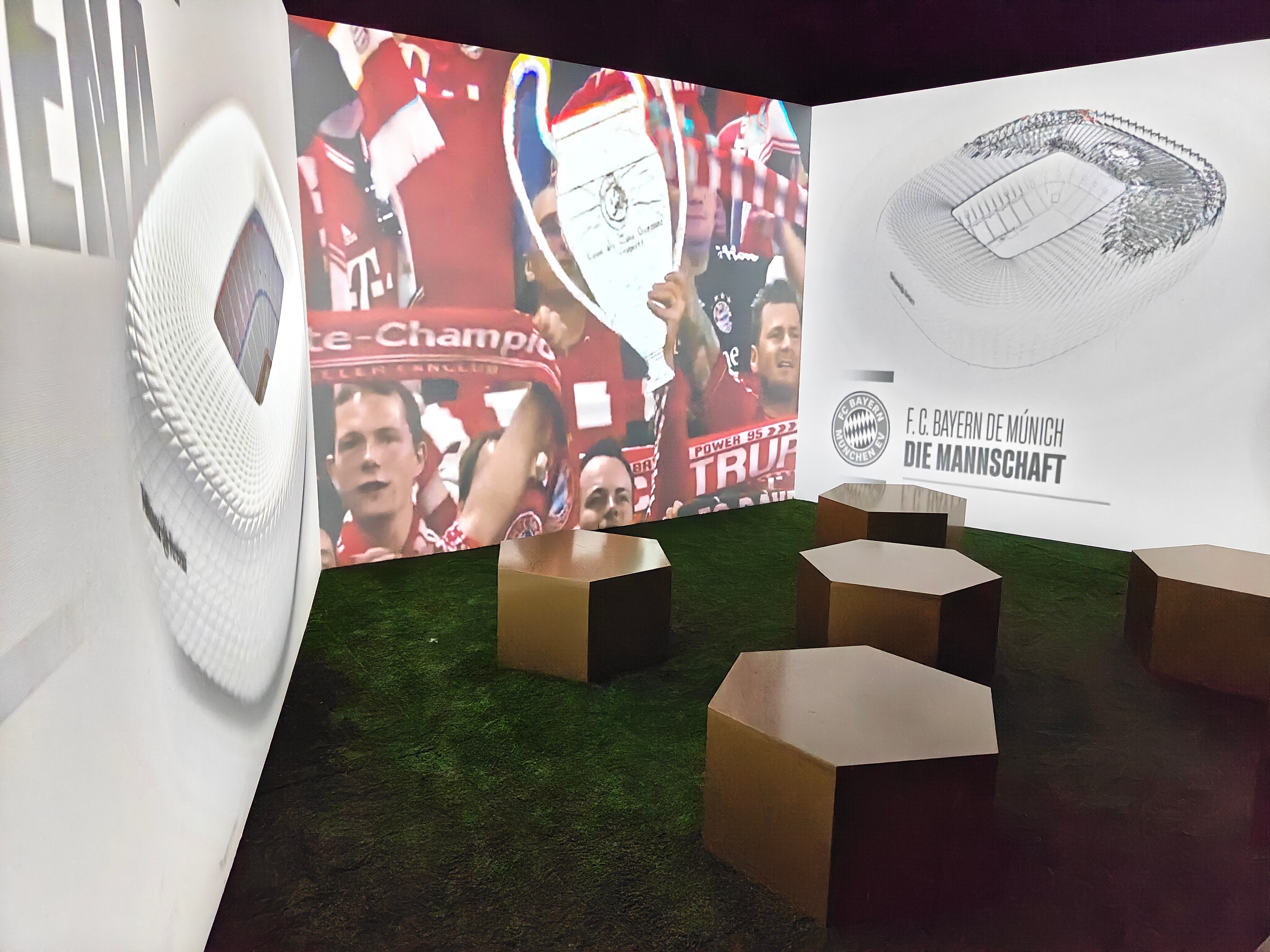 LEGENDS: The Ultimate Football Experience