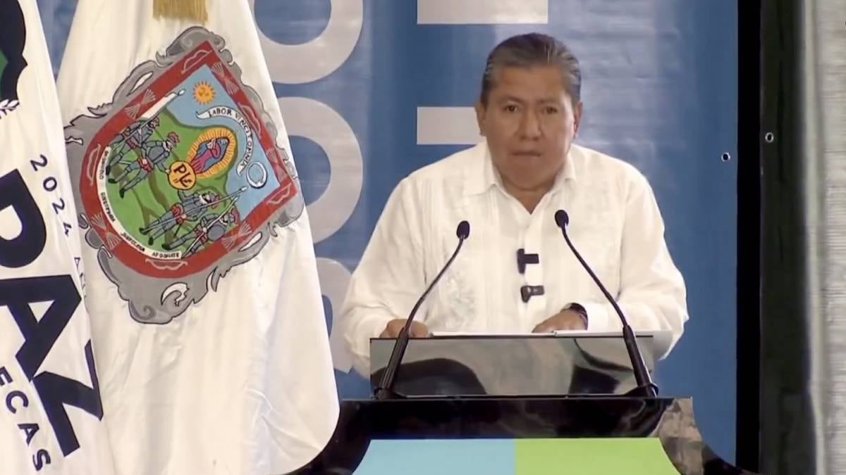 VIDEO: Virginia de la Cruz reclamó a David Monreal por la desaparición y muerte de su hijo en Zacatecas; fue agredida