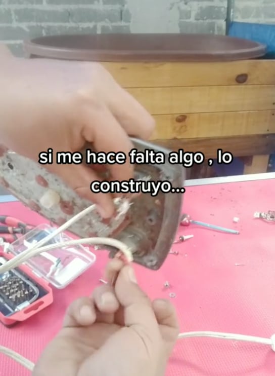 Renuncia a su trabajo y construye una estética canina