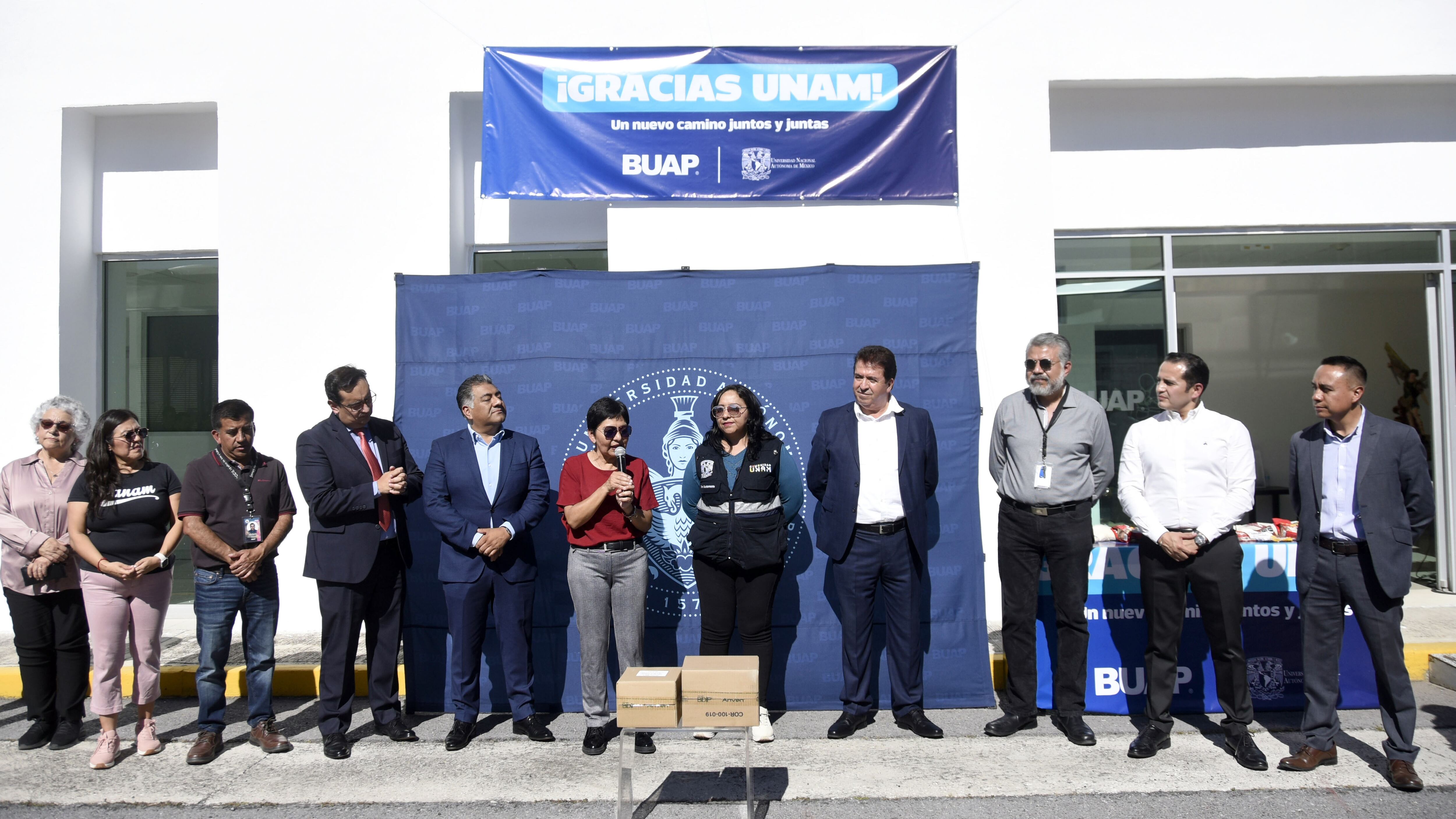 Lilia Cedillo coordina envío de víveres donados por la UNAM