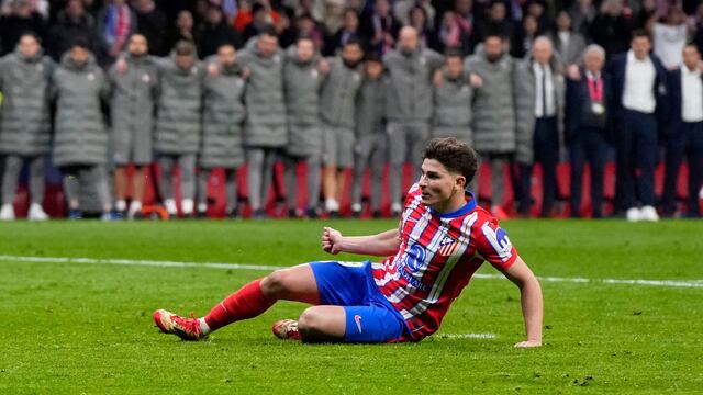 UEFA muestra evidencia del doble toque en penal de Julián Álvarez; Atlético de Madrid sigue sin aceptarlo