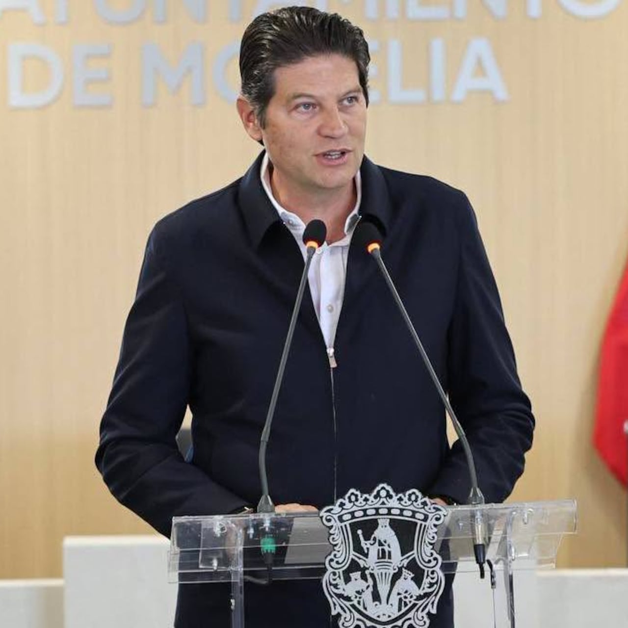 Alfonso Martínez denuncia cobro excesivo por transmisión del Mundial 2026 en espacios públicos