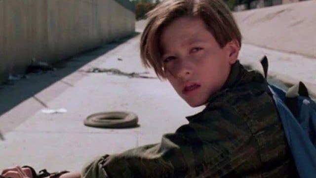 Edward Furlong como Jonh Connor