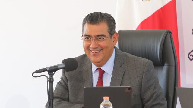 Sergio Salomón, gobernador de Puebla