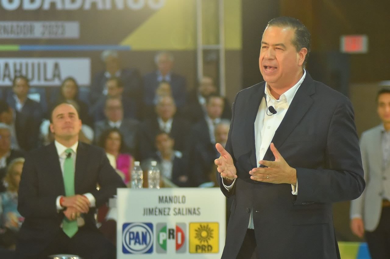 Ricardo Mejía Berdeja increpa a Manolo Jiménez