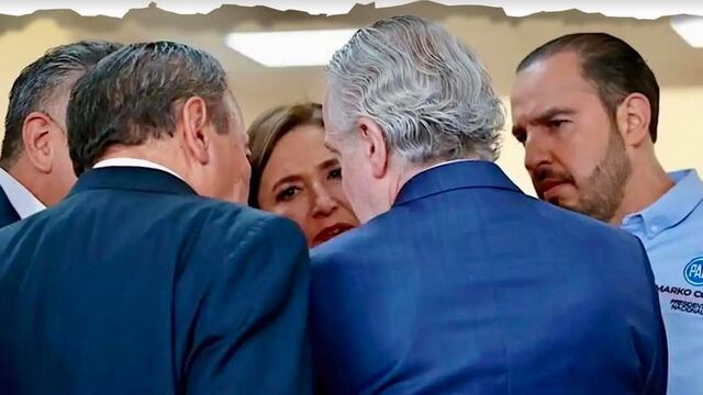 Marko Cortés, Alito Moreno y Xóchitl Gálvez, los viudos más patéticos del mercado electoral. Foto: Plácido Garza.