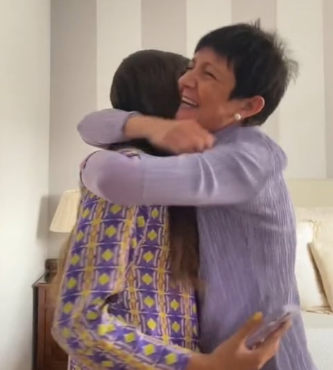 Consigue el empleo de sus sueños y provoca reacción de su mamá