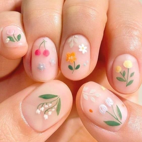 Uñas para primavera: Vegetación multicolor