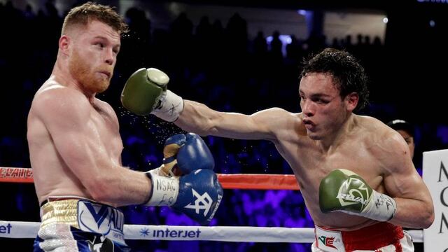 Julio César Chávez Jr pedió por DU ante Canelo