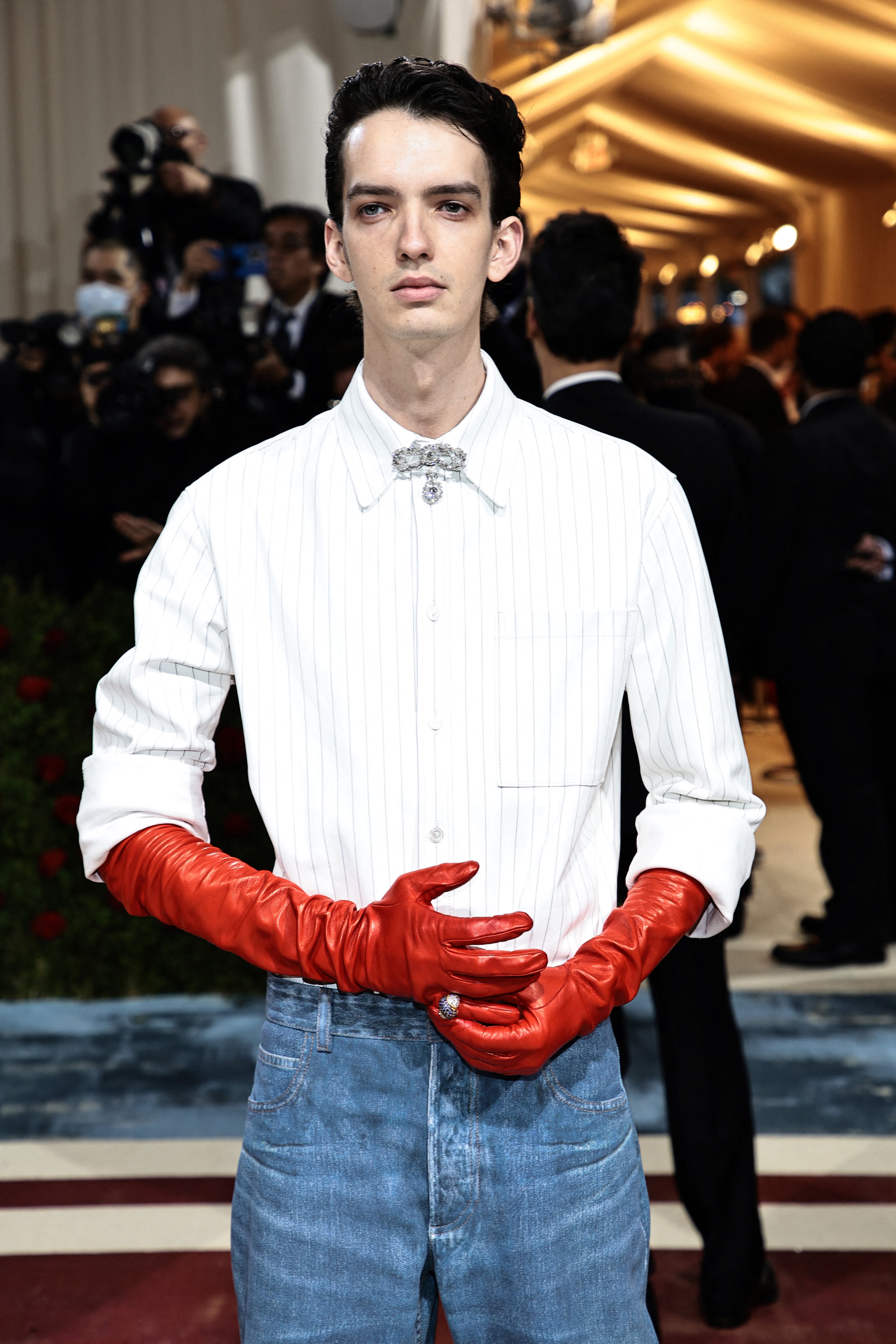 Kodi Smit-McPhee en la MET Gala 2022