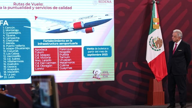 Andrés Manuel López Obrador, presidente de México durante conferencia de prensa donde se destacó el anuncio de la aerolínea Mexicana