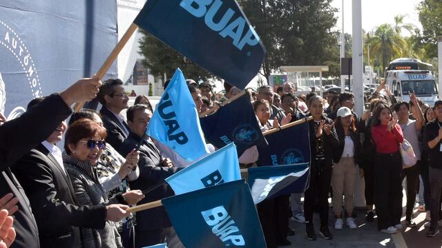 María Lilia Cedillo da banderazo a tercera entrega de víveres para Guerrero