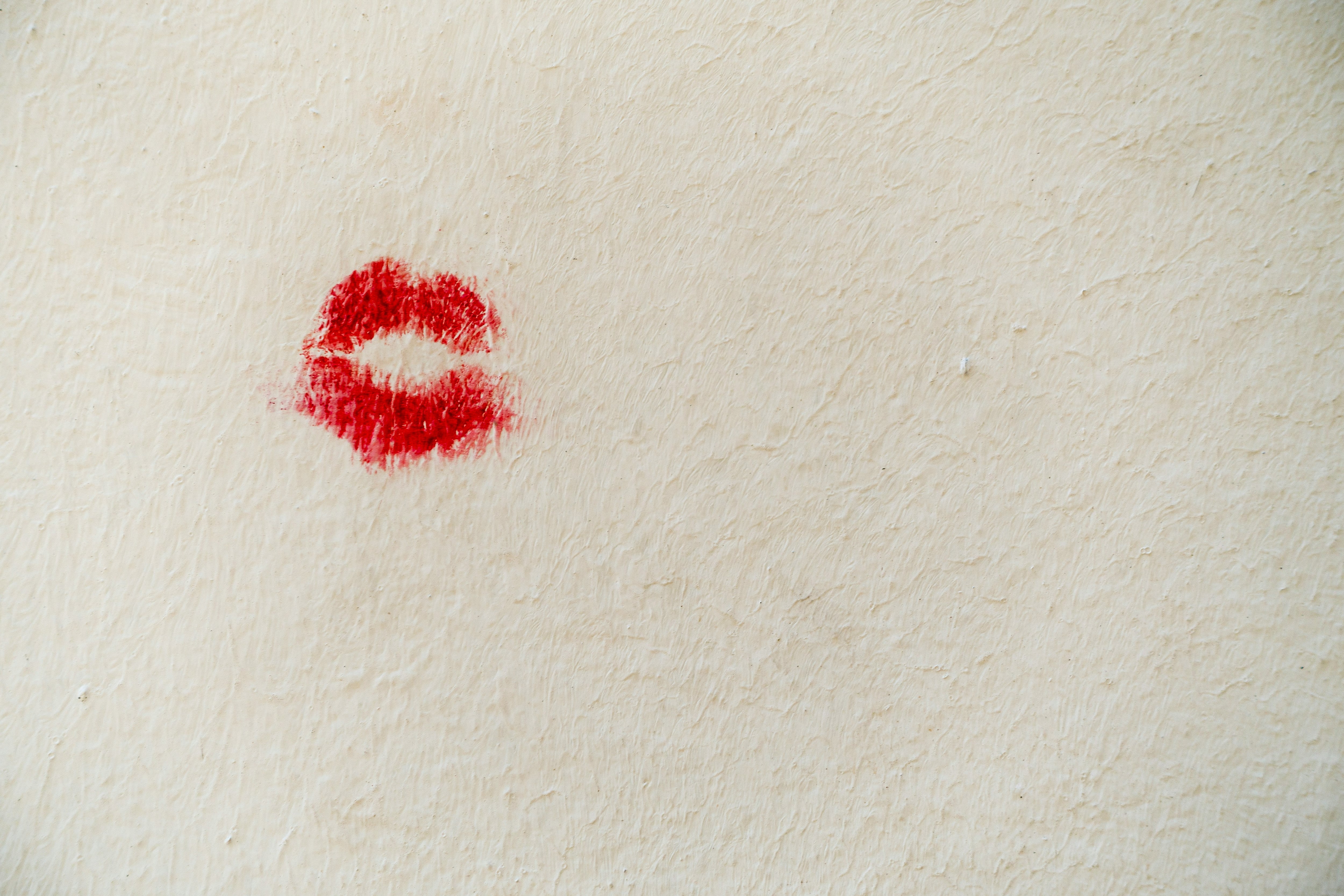 Este 13 de febrero es el Día del Beso