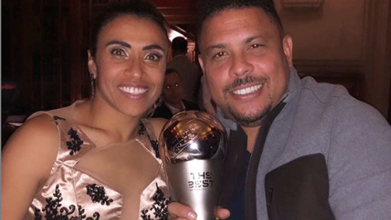 Marta Vieira da Silva anuncia boda con Toni Deion