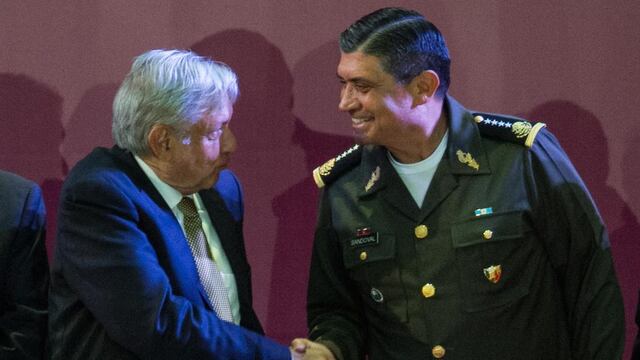 Andrés Manuel López Obrador y el titular de la Sedena, Luis Cresencio Sandoval
