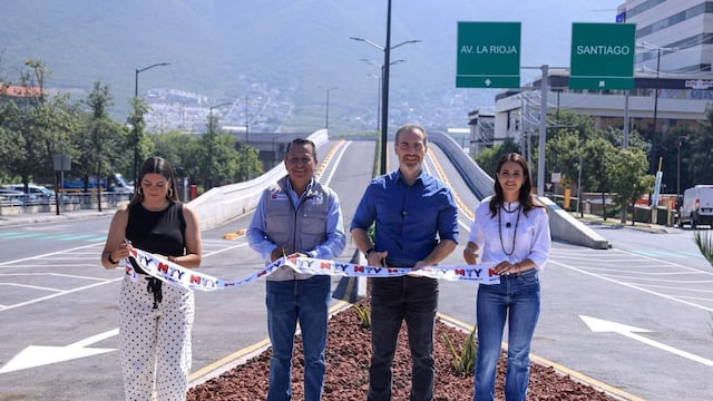 Monterrey entrega dos obras del Circuito Vial El Huajuco.