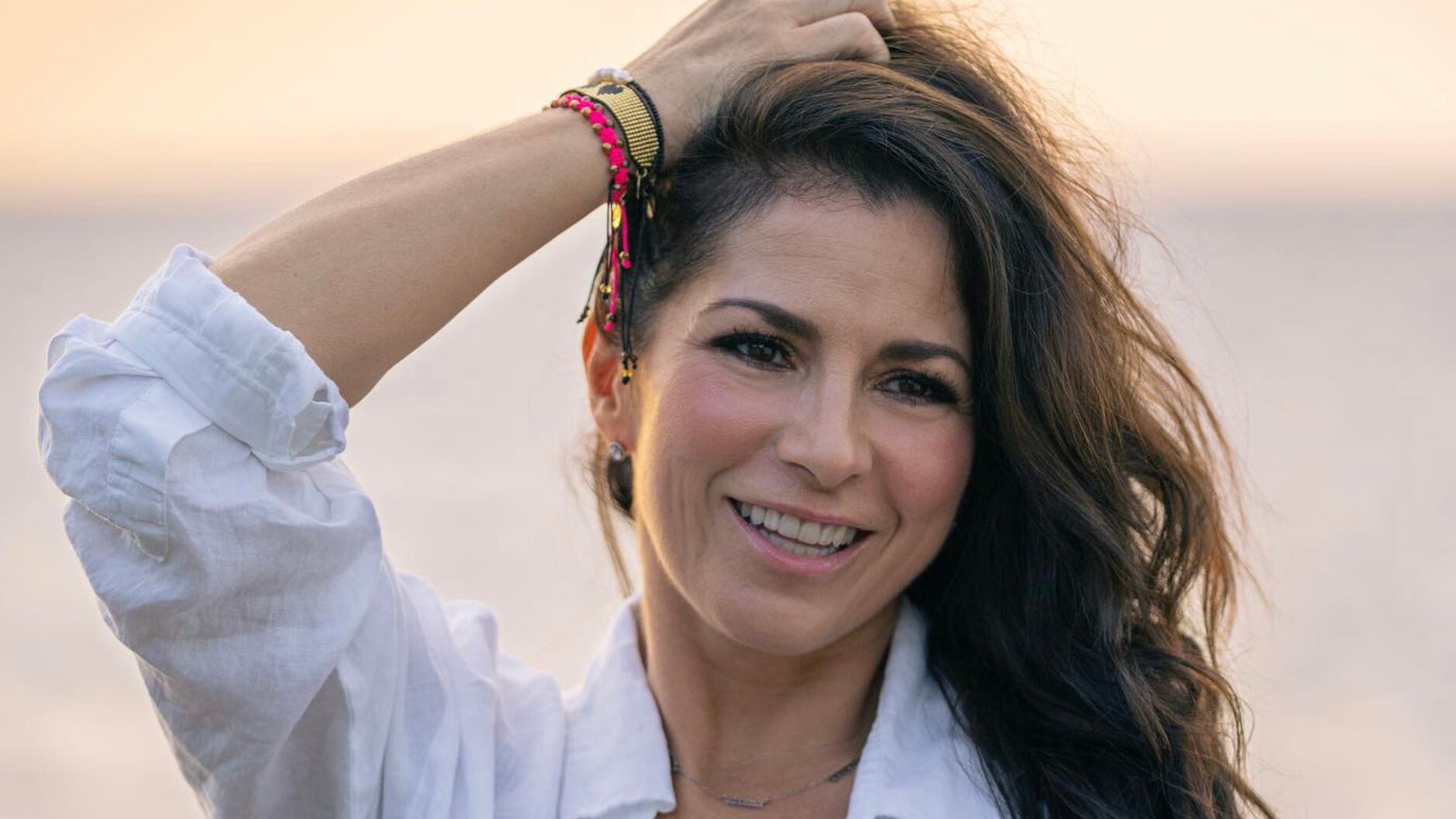 Alessandra Rosaldo regresa destrozada a México tras pérdidas en los incendios de Los Ángeles